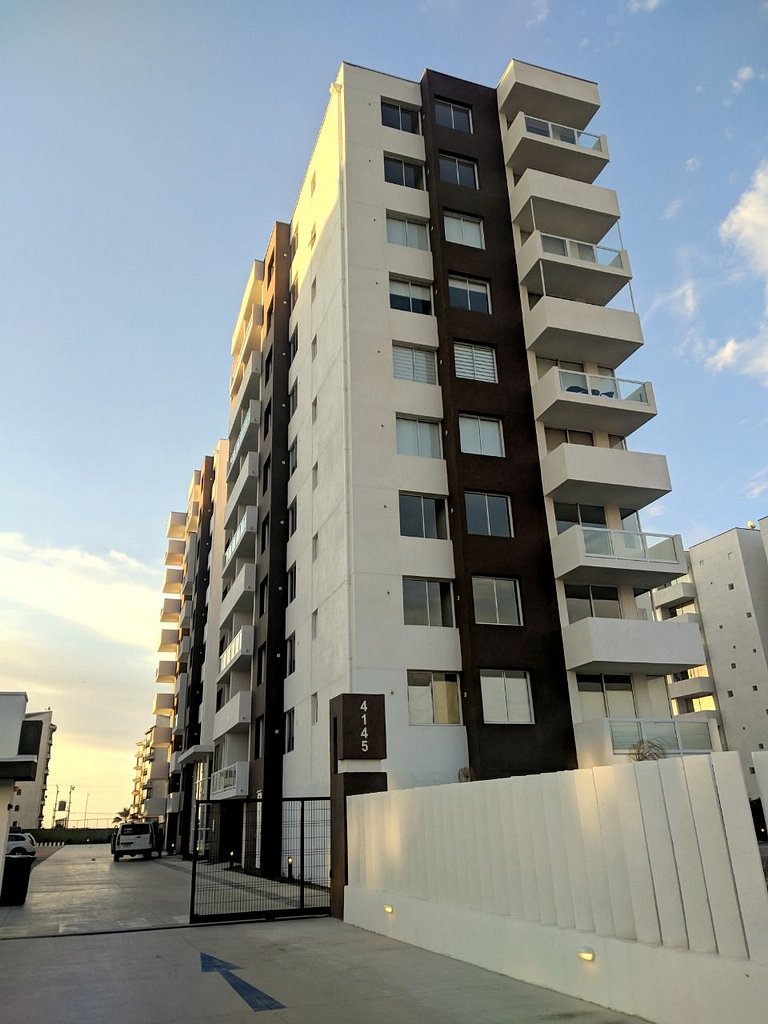 Depto. Piso 4 Cond. Pacífico III