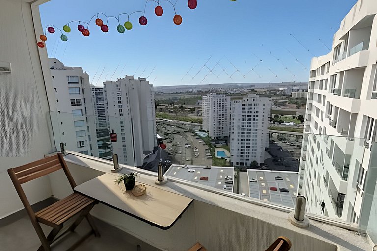 Depto. piso 23 Cond. Marina Pacífico